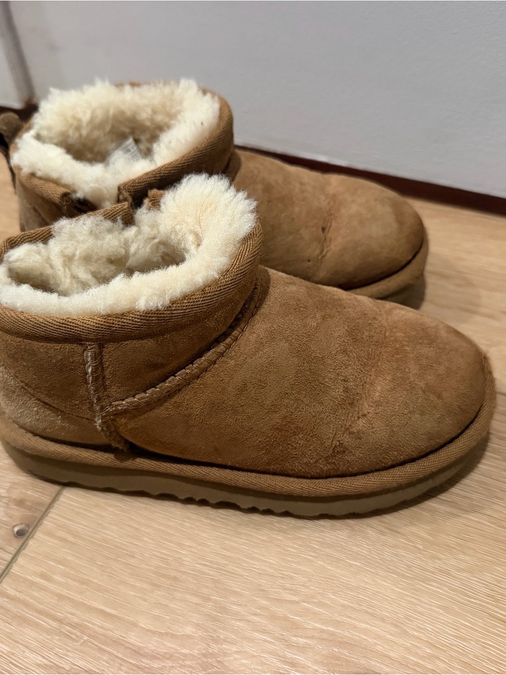 Kids mini uggs Cozy Shearling-Lined Booties - Chestnut Brown